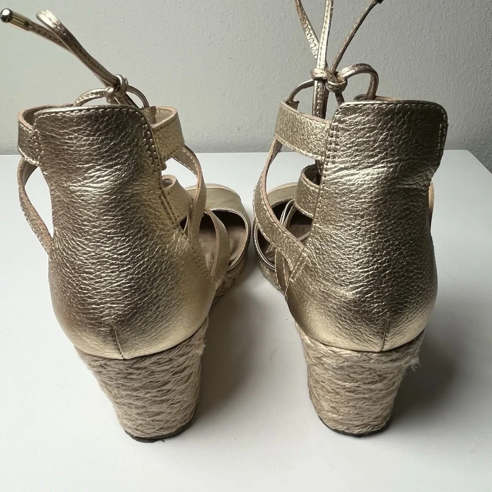 Vionic Women's Metallic Gold Calypso Espadrille Sandals Wedges Sz 7 Strappy Jute